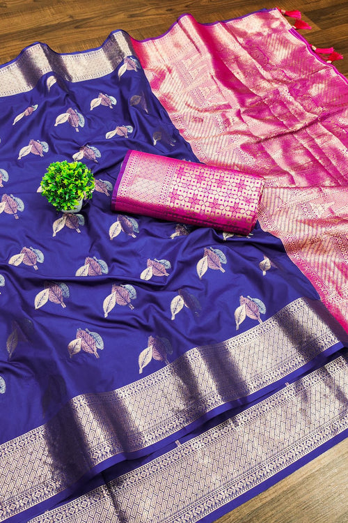 Load image into Gallery viewer, Engaging Navy Blue Soft Banarasi Silk Saree With Exuberant Blouse Piece
