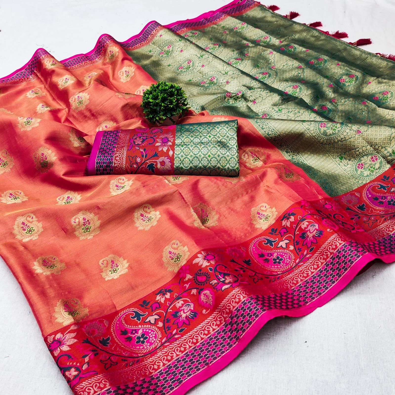 Eloquence Peach Soft Banarasi Silk Saree With Quintessential Blouse Piece