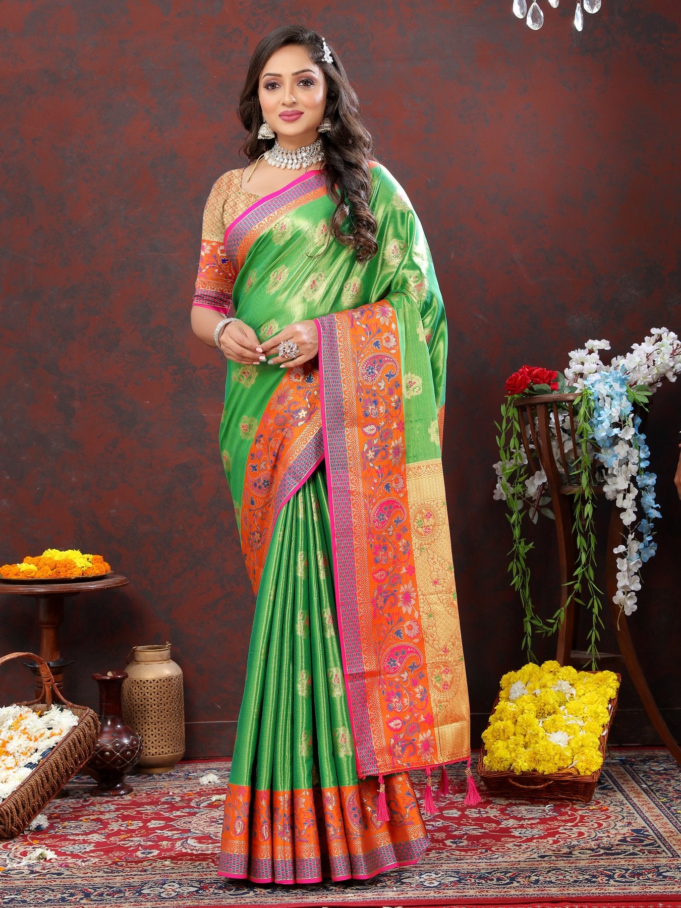 Delectable Perrot Soft Banarasi Silk Saree With Artistic Blouse Piece