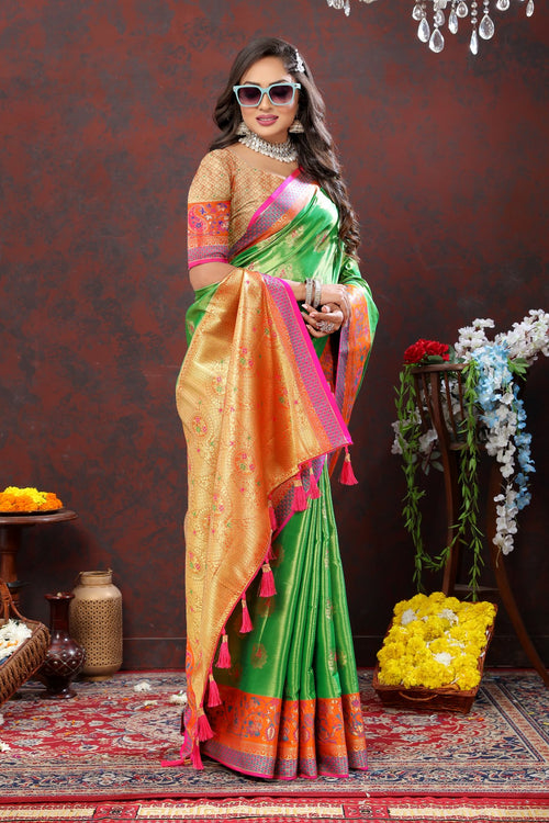 Load image into Gallery viewer, Delectable Perrot Soft Banarasi Silk Saree With Artistic Blouse Piece
