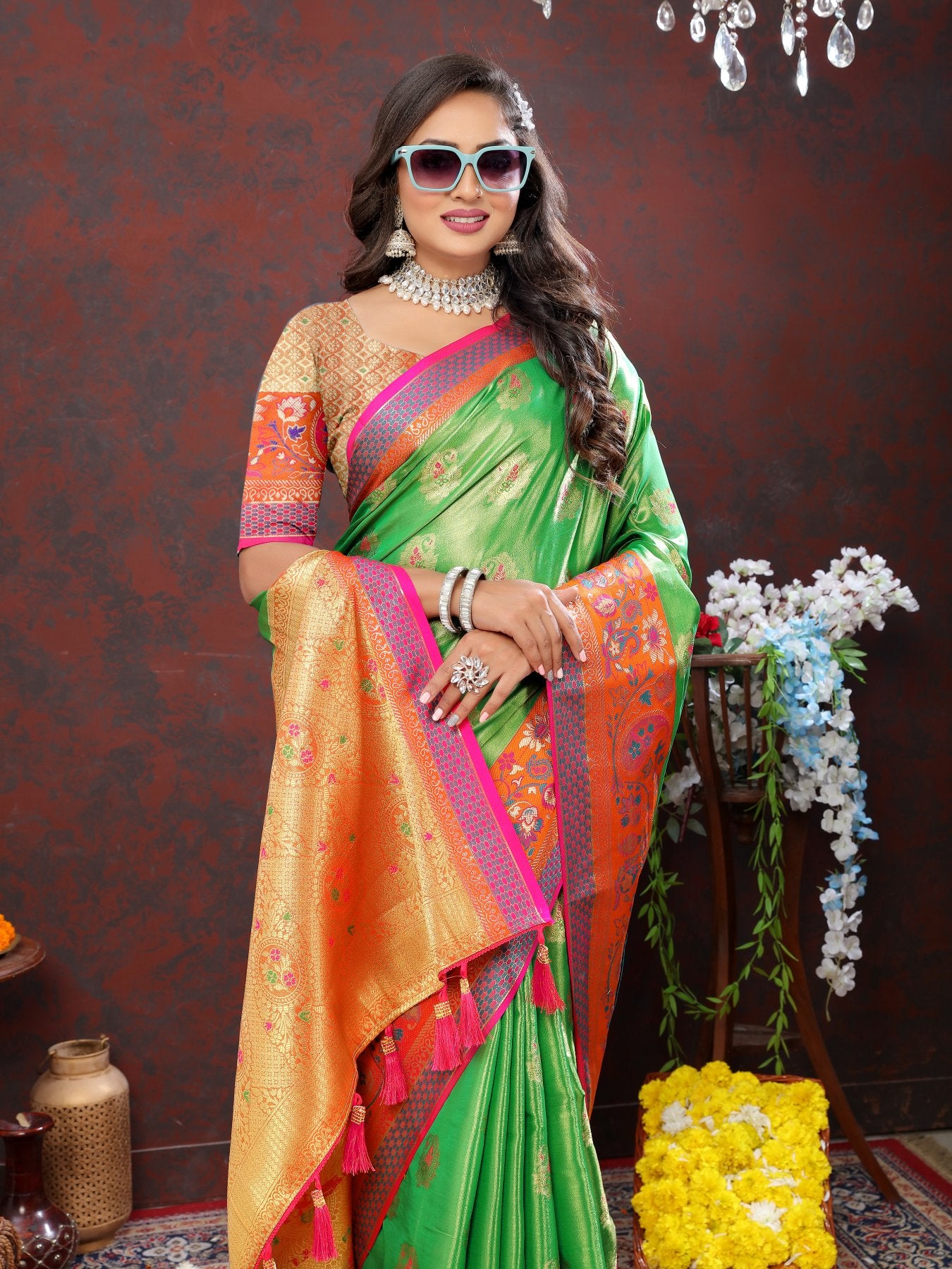 Delectable Perrot Soft Banarasi Silk Saree With Artistic Blouse Piece