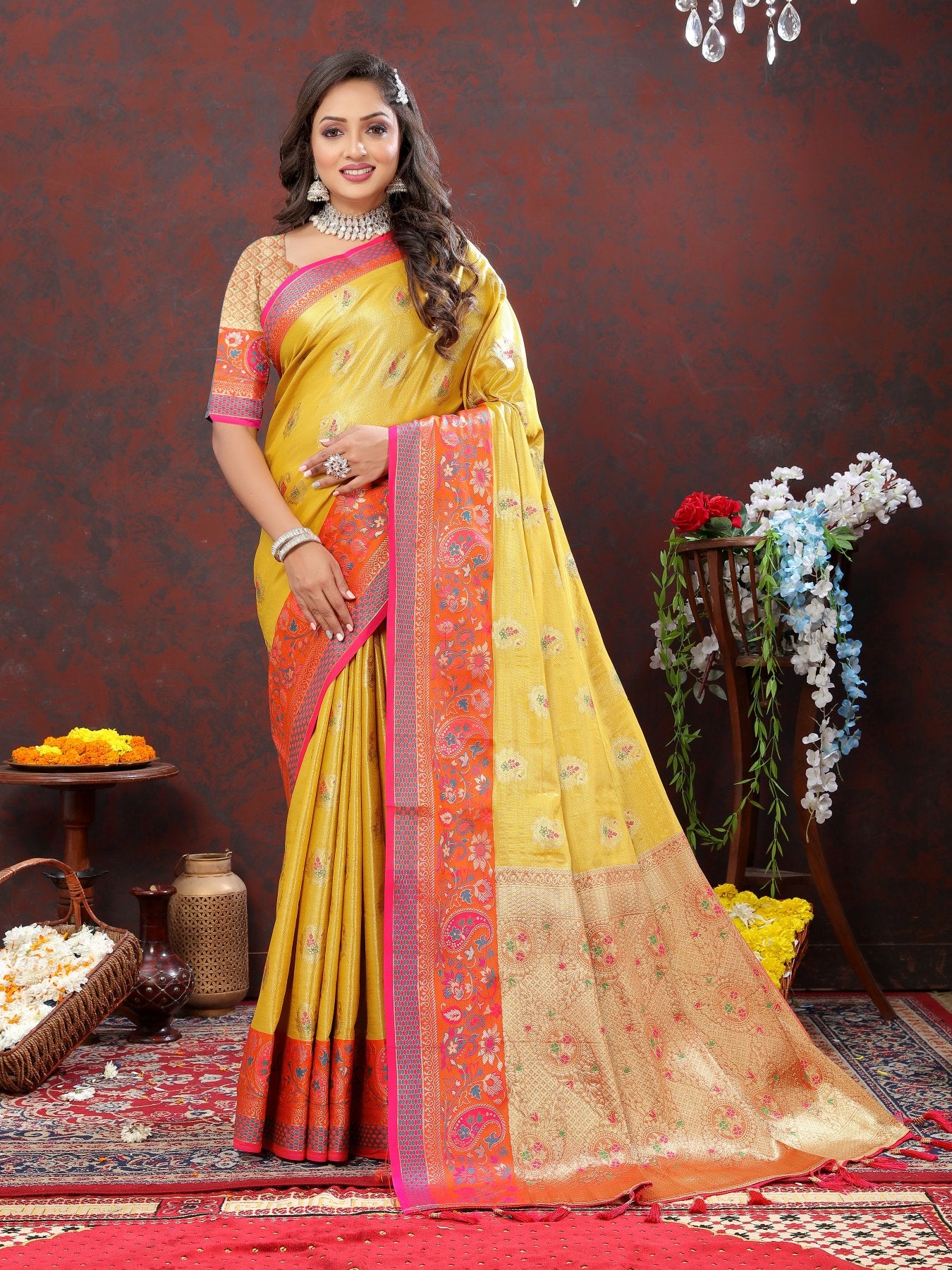 Confounding Yellow Soft Banarasi Silk Saree With Fantabulous Blouse Piece