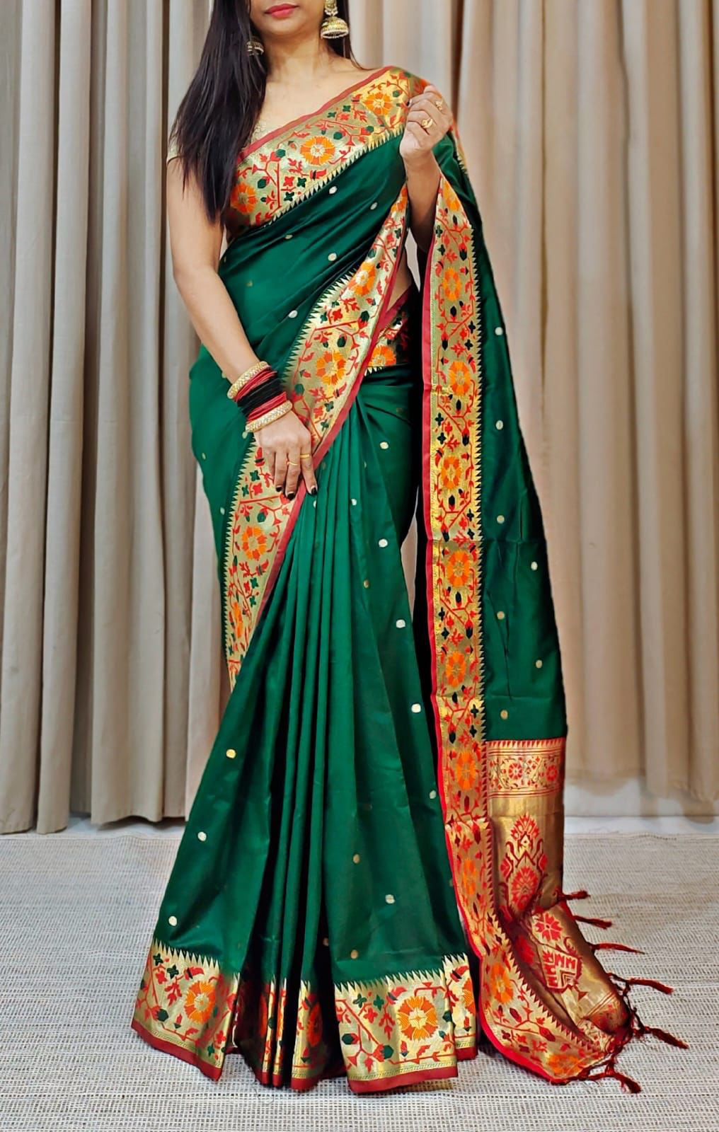 Redolent Dark Green Soft Banarasi Silk Saree With Artistic Blouse Piece