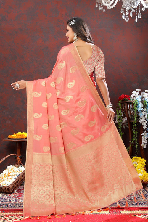 Load image into Gallery viewer, Ailurophile Peach Cotton Silk Saree With Evanescent Blouse Piece
