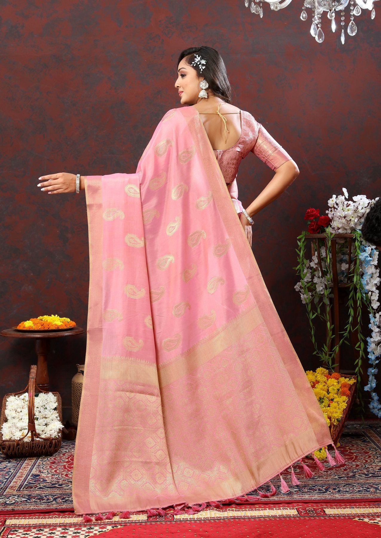 Chatoyant Pink Cotton Silk Saree With Forbearance Blouse Piece