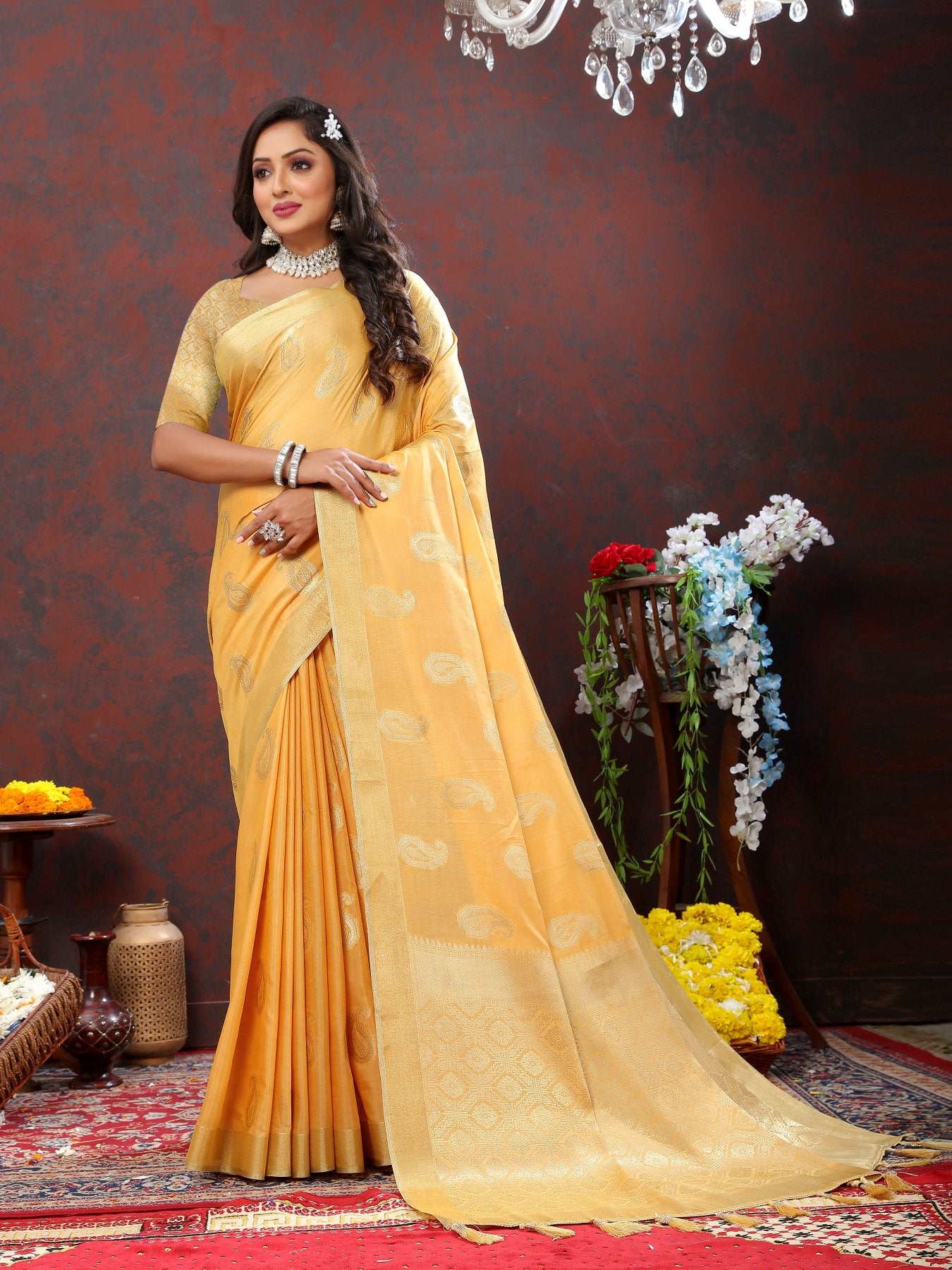 Fantabulous Yellow Cotton Silk Saree With Denouement Blouse Piece