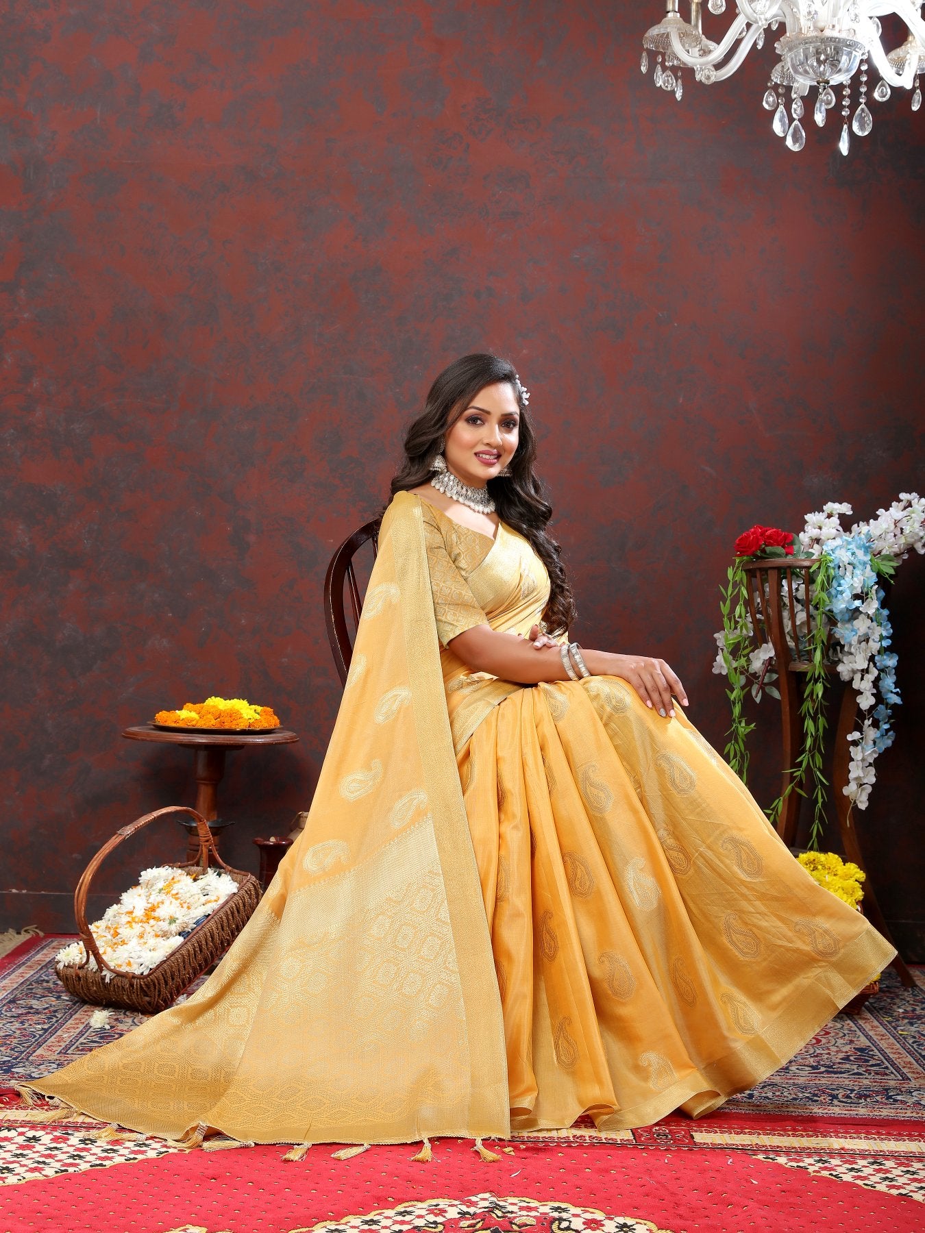 Fantabulous Yellow Cotton Silk Saree With Denouement Blouse Piece