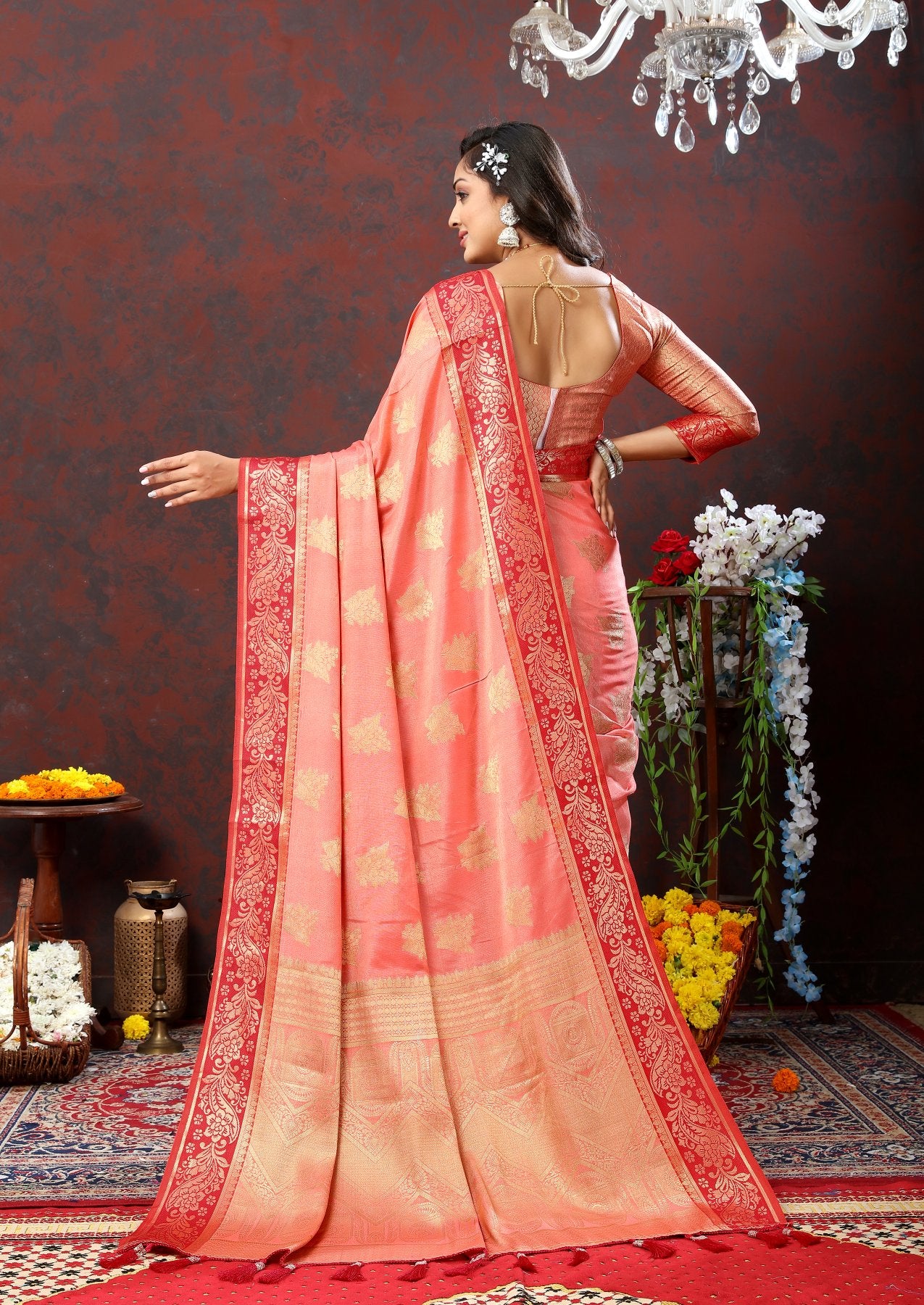 Lagniappe Peach Cotton Silk Saree With Gratifying Blouse Piece