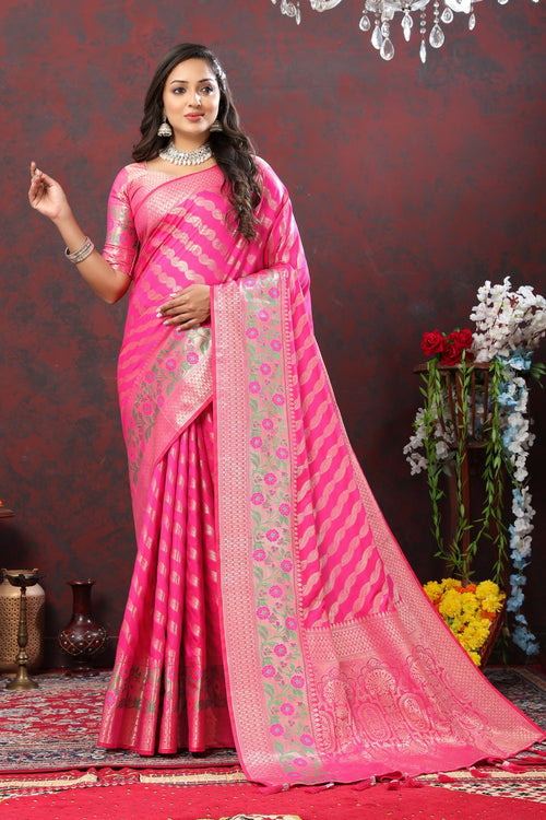 Load image into Gallery viewer, Efflorescence Dark Pink Soft Banarasi Silk Saree With Redolent Blouse Piece
