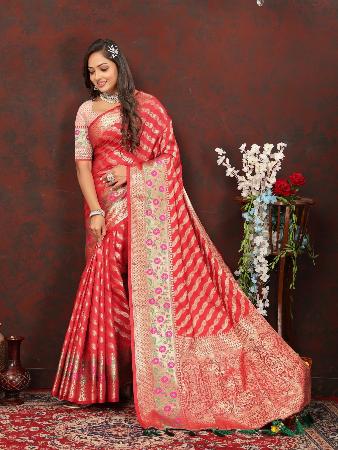 Sempiternal Red Soft Banarasi Silk Saree With Lassitude Blouse Piece