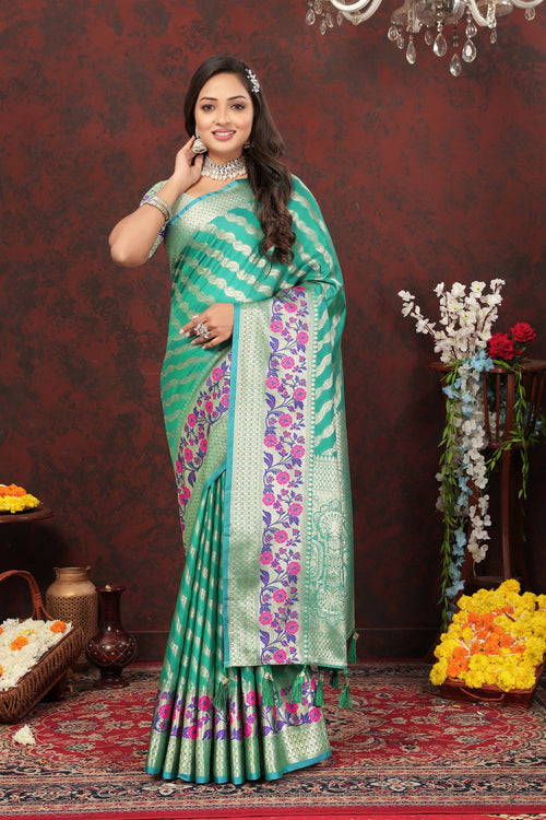 Load image into Gallery viewer, Entrancing Sea Green Soft Banarasi Silk Saree With Entrancing Blouse Piece
