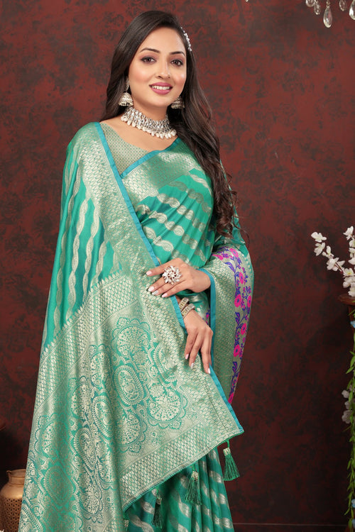 Load image into Gallery viewer, Entrancing Sea Green Soft Banarasi Silk Saree With Entrancing Blouse Piece
