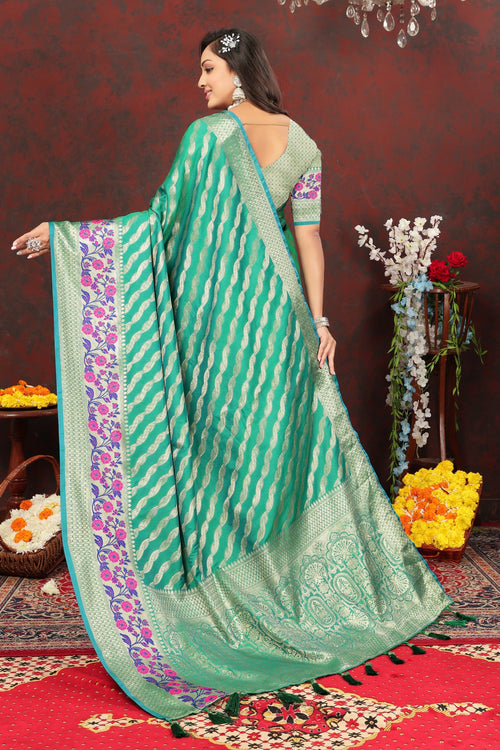 Load image into Gallery viewer, Entrancing Sea Green Soft Banarasi Silk Saree With Entrancing Blouse Piece
