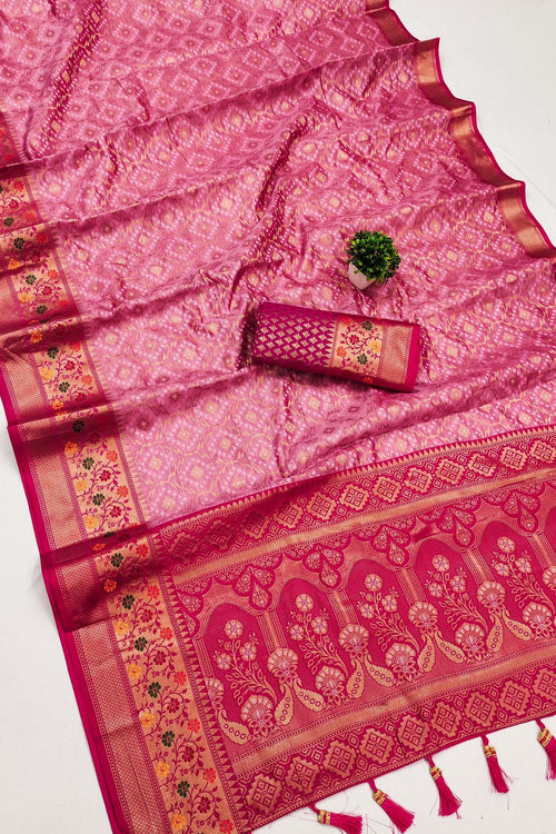 Load image into Gallery viewer, Ethnic Pink Soft Banarasi Silk Saree With Preferable Blouse Piece
