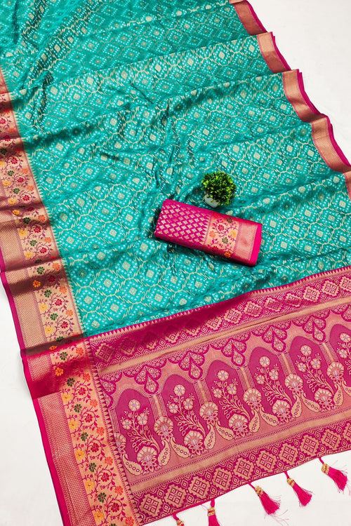 Load image into Gallery viewer, Fairytale Sea Green Soft Banarasi Silk Saree With Desultory Blouse Piece
