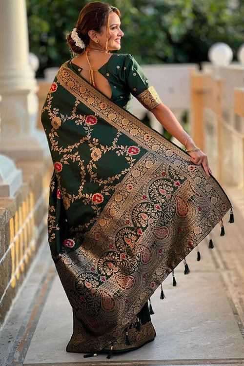 Load image into Gallery viewer, Designer Dark Green Soft Banarasi Silk Saree With Surpassing Blouse Piece
