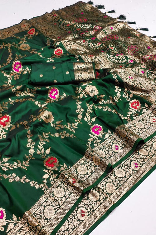 Load image into Gallery viewer, Designer Dark Green Soft Banarasi Silk Saree With Surpassing Blouse Piece
