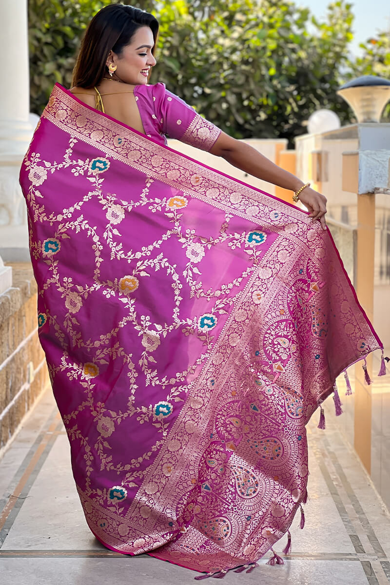 Felicitous Lavender Soft Banarasi Silk Saree With Susurrous Blouse Piece
