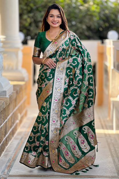Innovative Dark Green Soft Banarasi Silk Saree With Lovely Blouse Piece