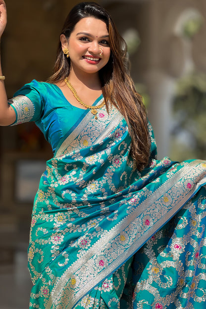 Divine Rama Soft Banarasi Silk Saree With Conflate Blouse Piece