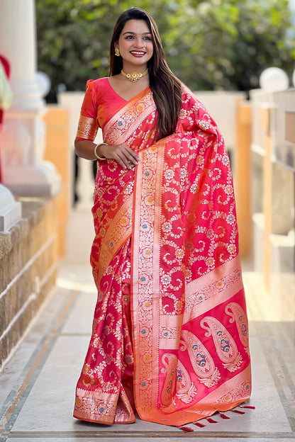 Bucolic Red Soft Banarasi Silk Saree With Conflate Blouse Piece