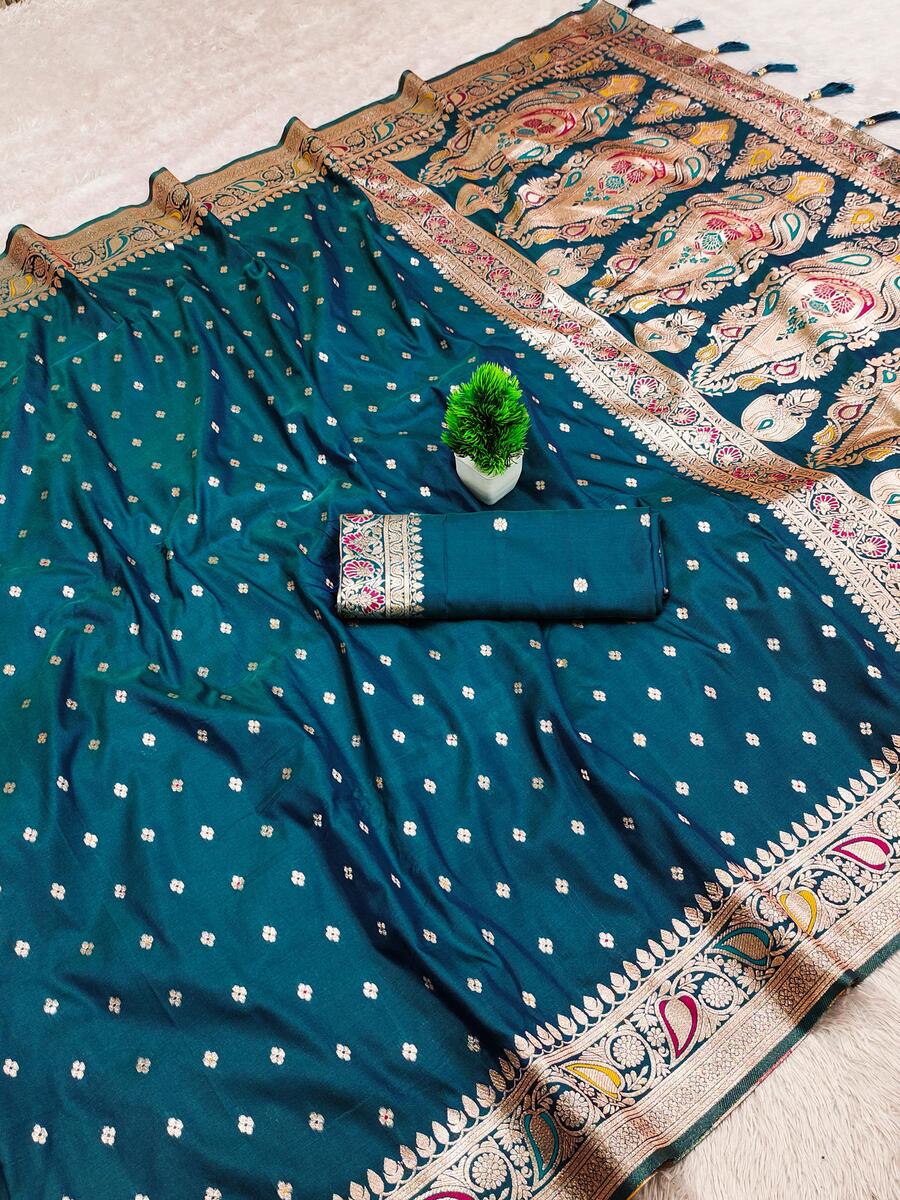 Incredible Rama Soft Banarasi Silk Saree With Delectable Blouse Piece