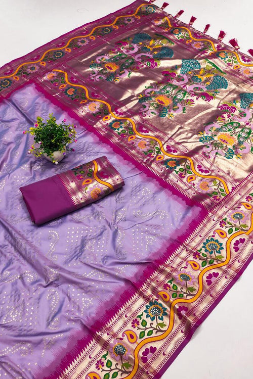 Load image into Gallery viewer, Sempiternal Lavender Paithani Silk Saree With Magnetic Blouse Piece
