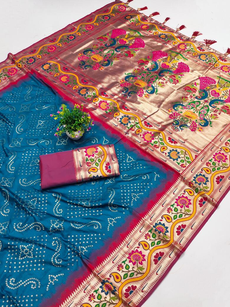 Radiant Firozi Paithani Silk Saree With Enamoring Blouse Piece