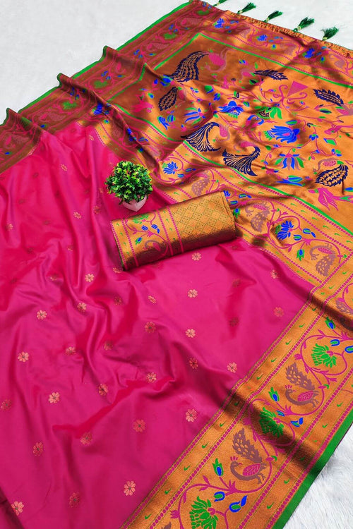 Load image into Gallery viewer, Gleaming Dark Pink Paithani Silk Saree With Sensational Blouse Piece
