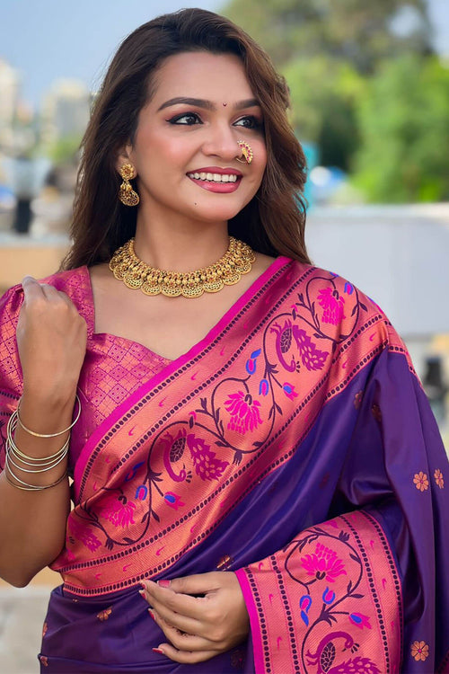 Load image into Gallery viewer, Adorable Purple Paithani Silk Saree With Ravishing Blouse Piece
