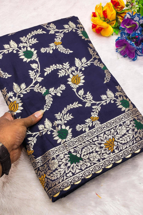 Load image into Gallery viewer, Outstanding Navy Blue Soft Banarasi Silk Saree With Gorgeous Blouse Piece
