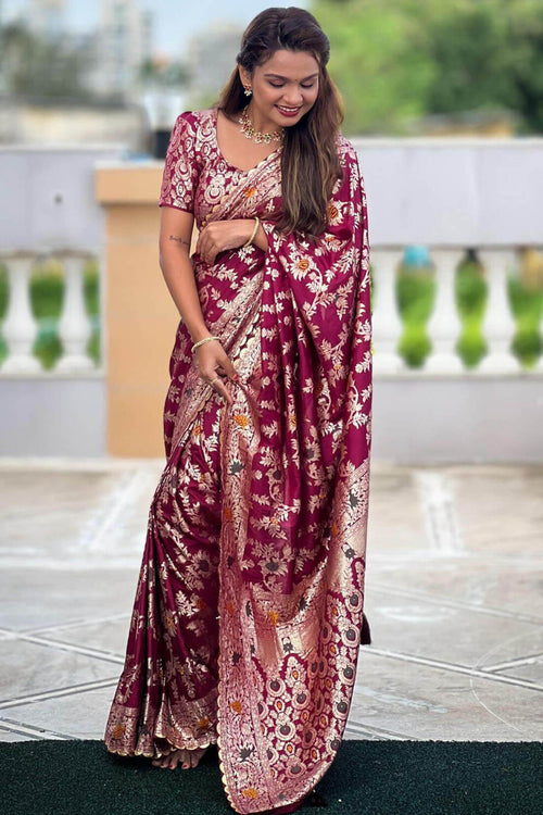 Load image into Gallery viewer, Alluring Wine Soft Banarasi Silk Saree With Gratifying Blouse Piece
