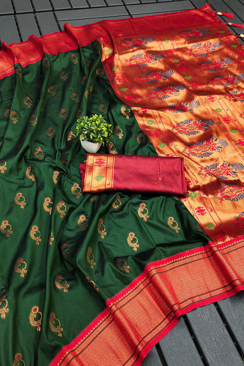 Load image into Gallery viewer, Mesmeric Dark Green Paithani Silk Saree With Adoring Blouse Piece
