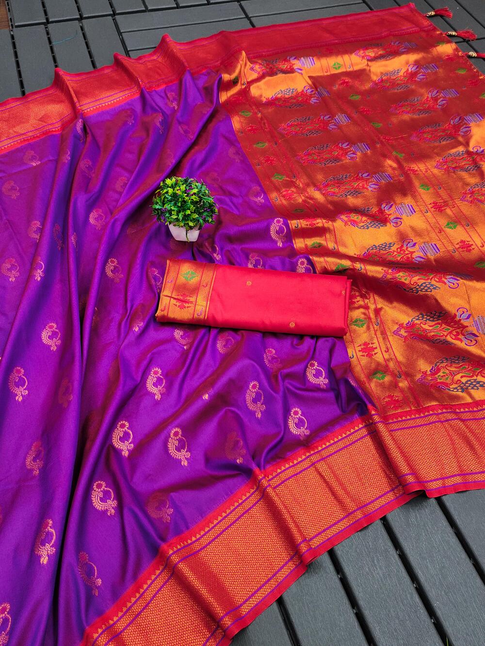 Incomparable Purple Paithani Silk Saree With Unequalled Blouse Piece