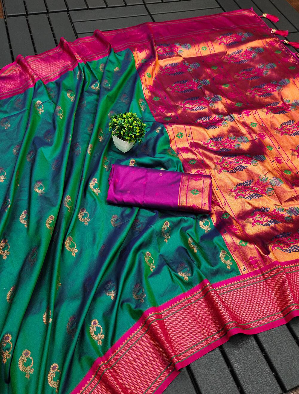 Whimsical Rama Paithani Silk Saree With Alluring Blouse Piece