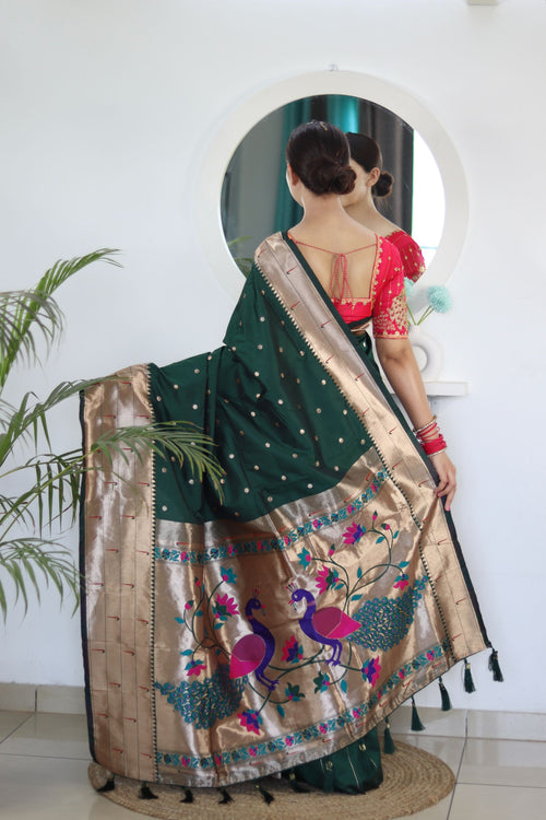 Load image into Gallery viewer, Breathtaking Dark Green Paithani Silk Saree With Majesty Blouse Piece
