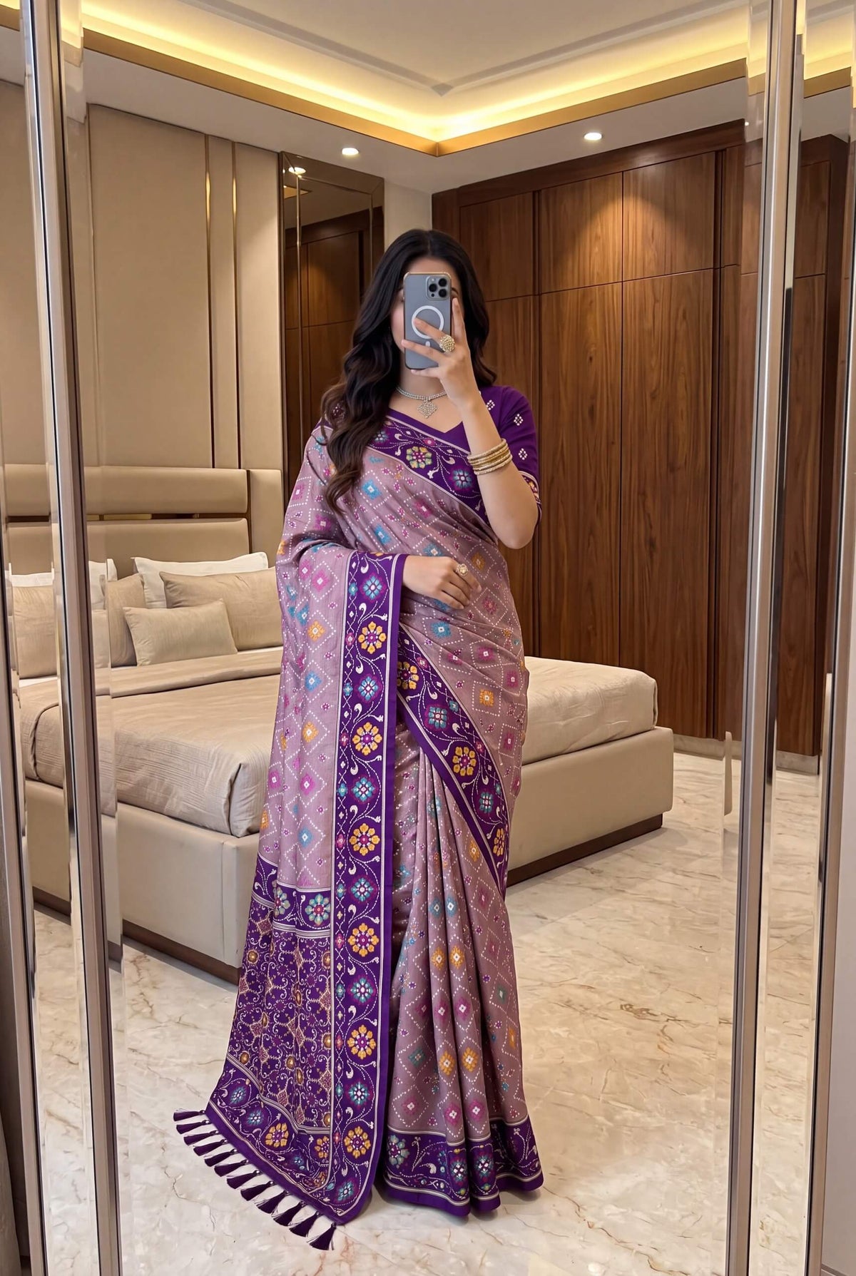 Adoring Lavender Patola Silk Saree with Arresting Blouse Piece