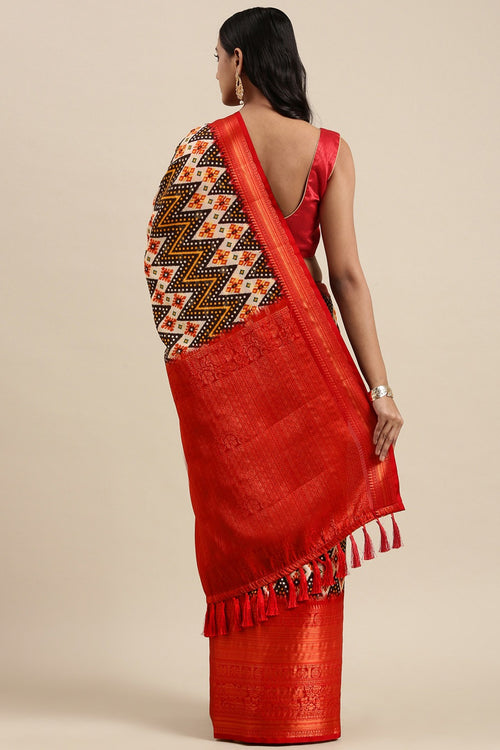 Load image into Gallery viewer, Smart Brown Kalamkari Printed Saree With Adorable Blouse Piece
