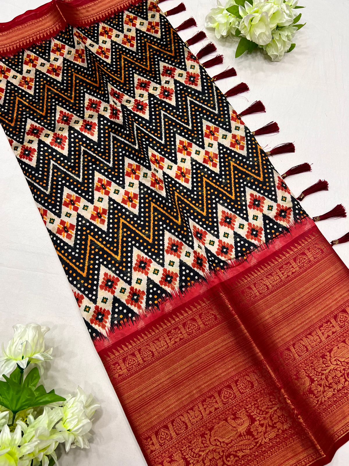 Smart Brown Kalamkari Printed Saree With Adorable Blouse Piece