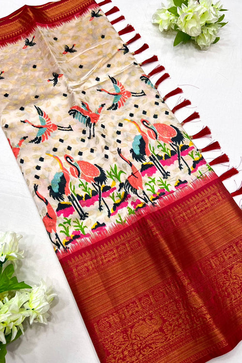 Load image into Gallery viewer, Captivating Off White Kalamkari Printed Saree With Blissful Blouse Piece
