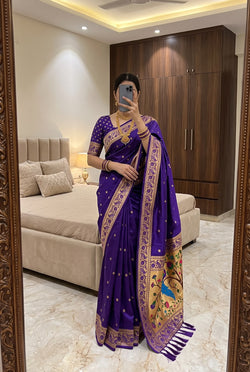 Beautiful Navy Blue Paithani Silk Saree With Mesmeric Blouse Piece