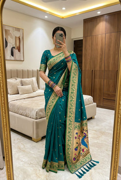 Innovative Rama Paithani Silk Saree With Eloquence Blouse Piece