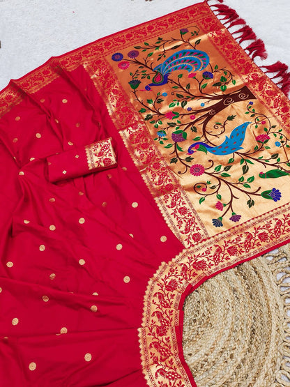 Delightful Red Paithani Silk Saree With Sizzling Blouse Piece