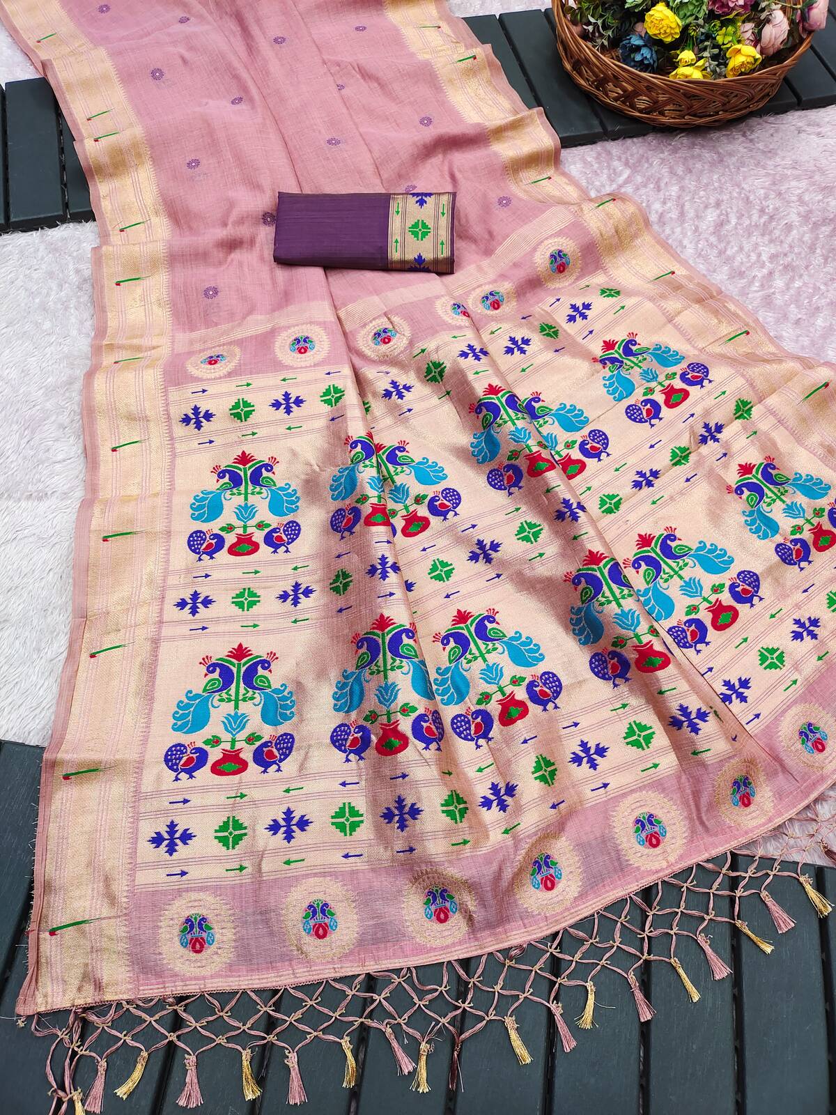 Lissome Pink Munga Cotton Paithani Silk Saree With Alluring Blouse Piece