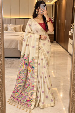 Entrancing Beige Pure Munga Cotton Silk Saree With Hypnotic Blouse Piece