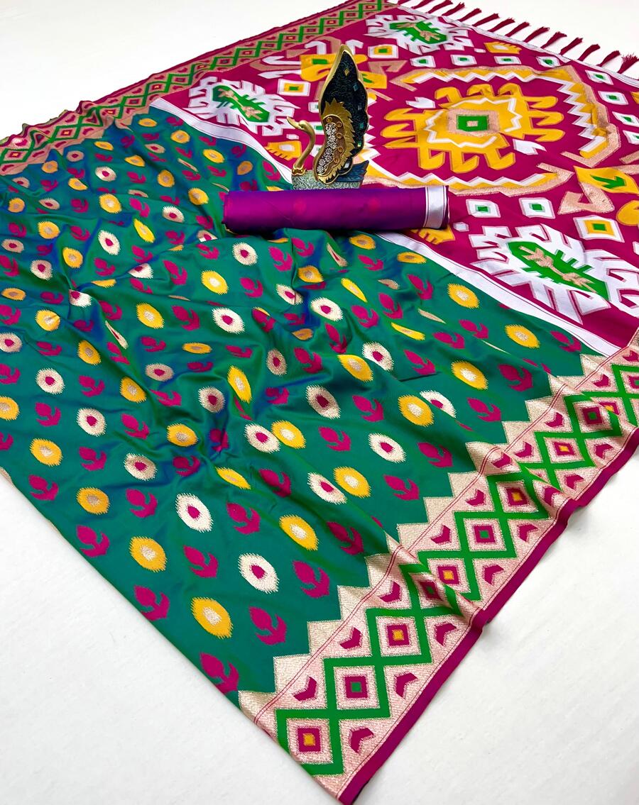 Exquisite Green Soft Banarasi Ikkat Saree With Designer Blouse Piece