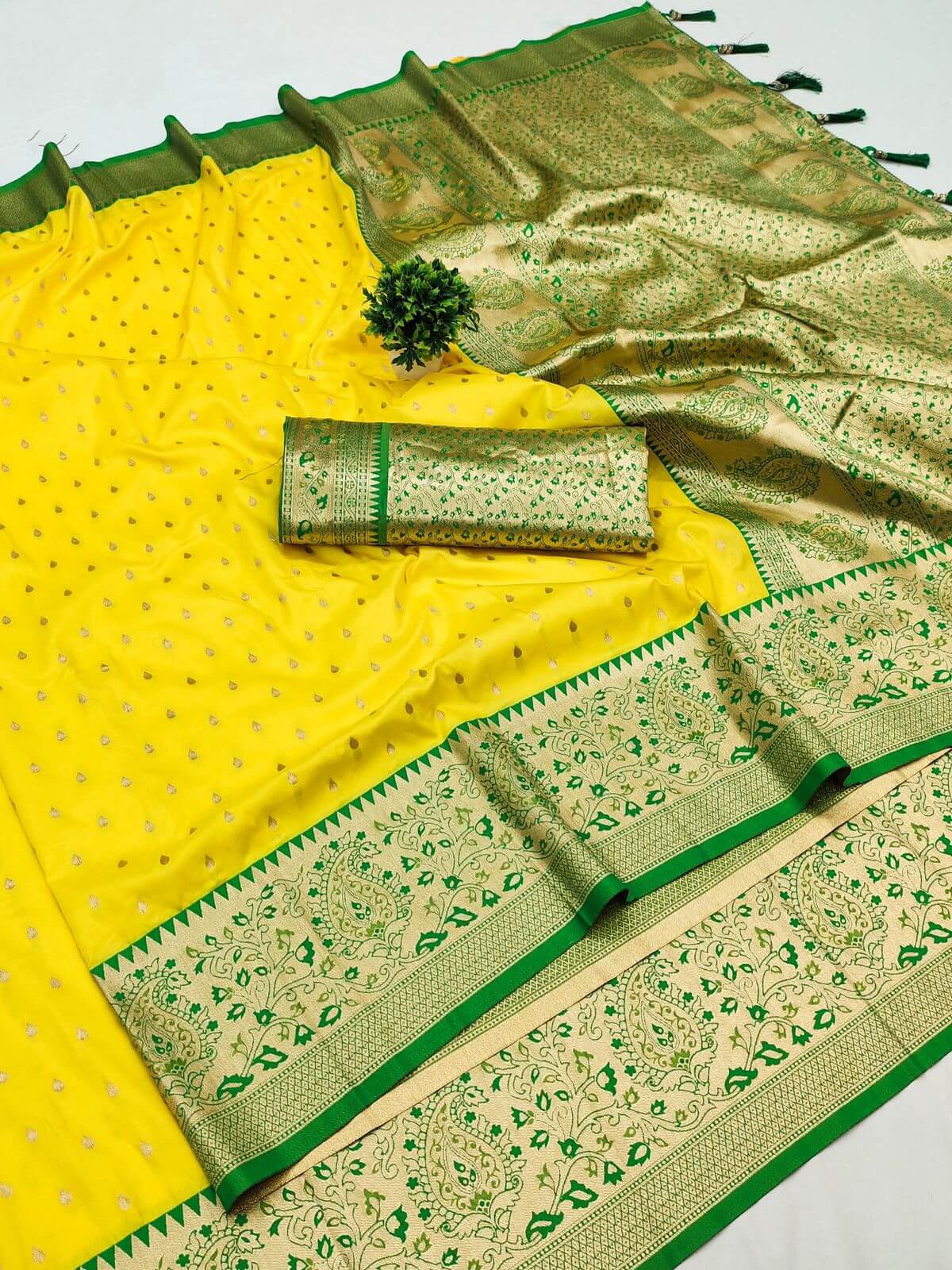 Staring Lemon Soft Banarasi Silk Saree With Smart Blouse Piece