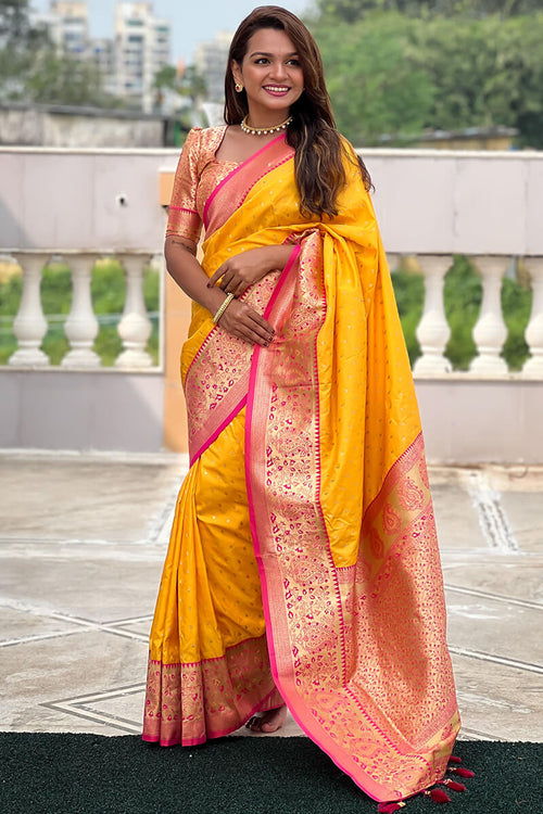 Load image into Gallery viewer, Mesmeric Yellow Soft Banarasi Silk Saree With Twirling Blouse Piece
