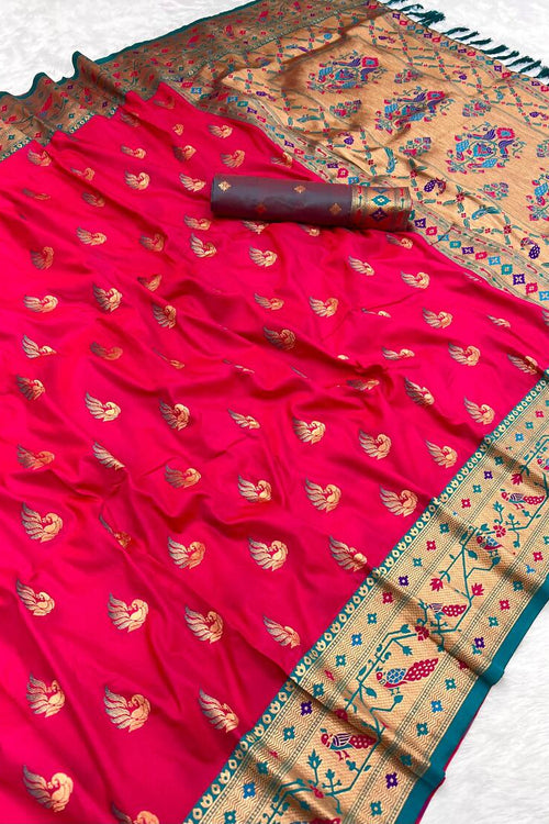Load image into Gallery viewer, Phenomenal Dark Pink Paithani Silk Saree With Engrossing Blouse Piece

