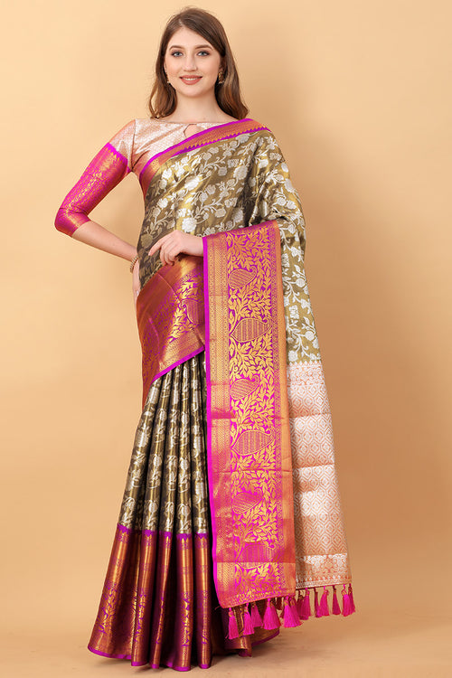 Load image into Gallery viewer, Fantabulous Black Kanjivaram Silk Saree With Engaging Blouse Piece
